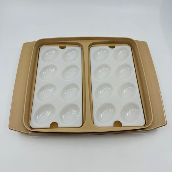 Tupperware 723-2 Tan/White Clear Egg Storage/Deviled Egg Carrier, VTG W/Egg Tray - Picture 4 of 8